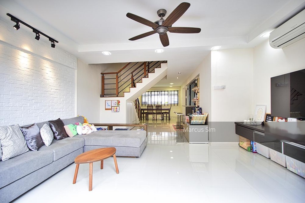 Jurong East Street 31 thumbnail photo